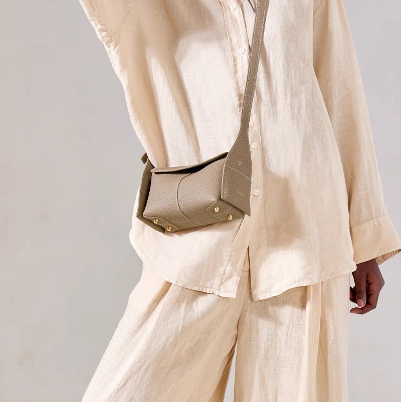 Mini Eaves - Shaped Crossbody Bag | Full - Grain Cowhide Leather & Lambskin Lining - Aruary Studio ｜ Artisanal Jewelry