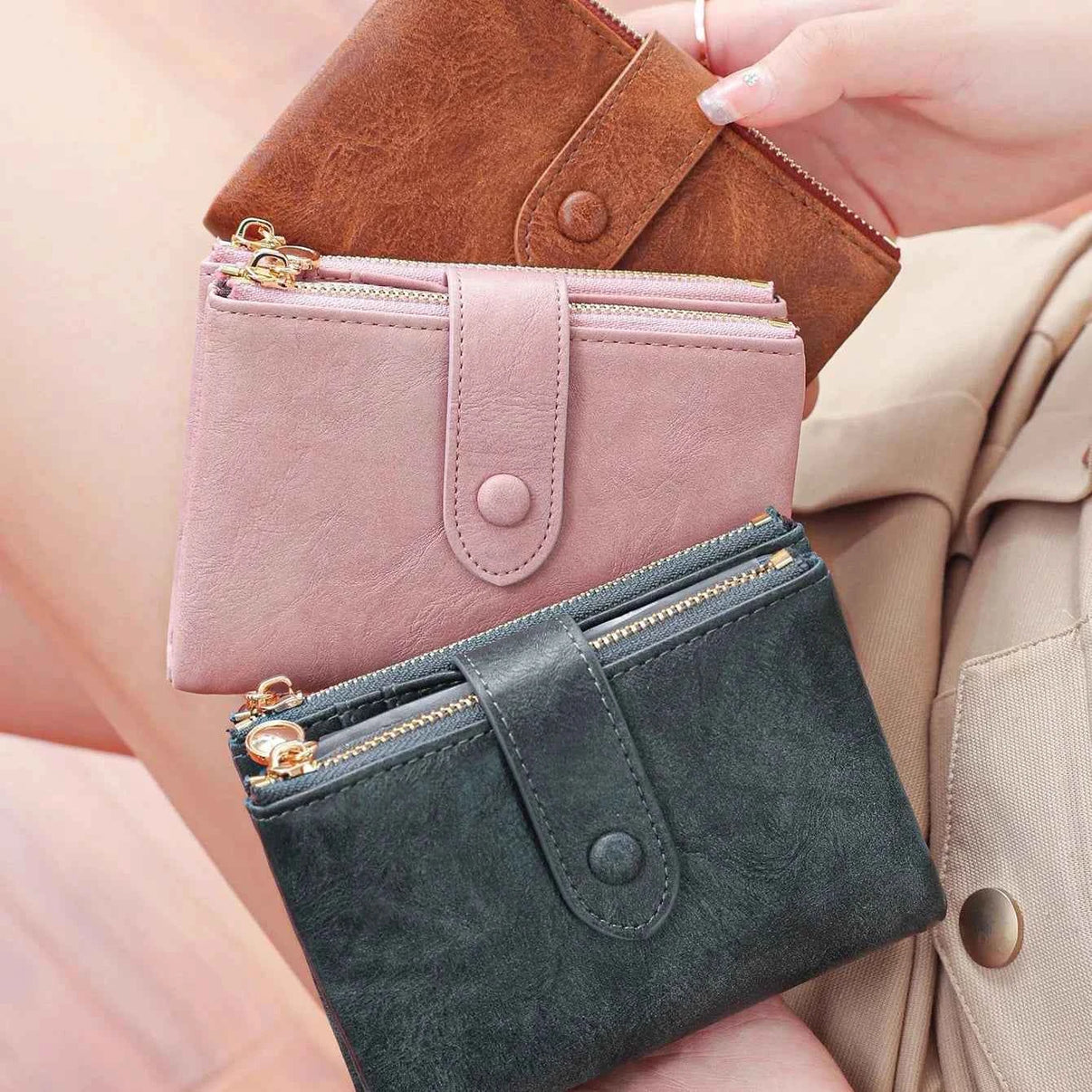 Minimalist Trifold Wallet - Slim PU Leather & Polyester Organizer for Women