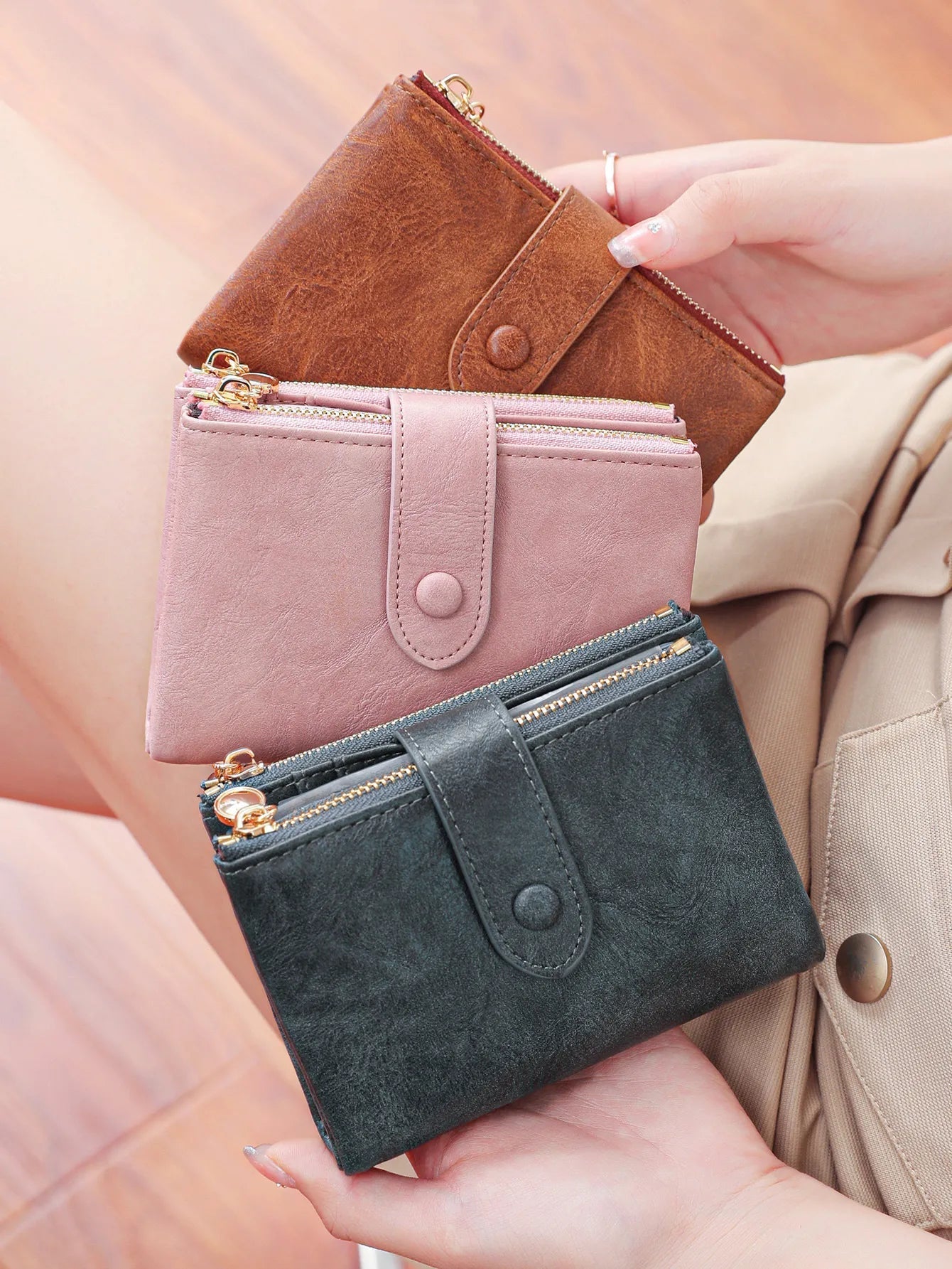 Minimalist Multi - Function Trifold Wallet - PU Leather & Polyester Slim Organizer for Women - Aruary Studio ｜ Artisanal Jewelry