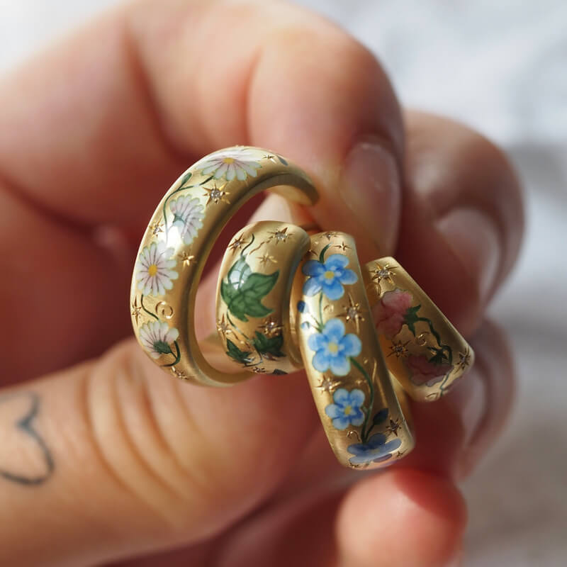 Painted Floral C - Hoop Earrings | Gold - Plated Titanium Steel - Aruary Studio ｜ Artisanal Jewelry
