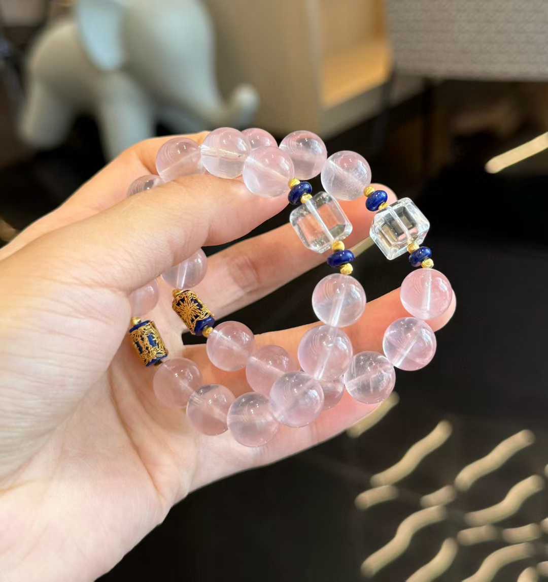 “Peninsula Rose” Rose Quartz Bracelet - Healing Crystal Jewelry with Lapis Lazuli & Clear Quartz - Aruary Studio ｜ Artisanal Jewelry