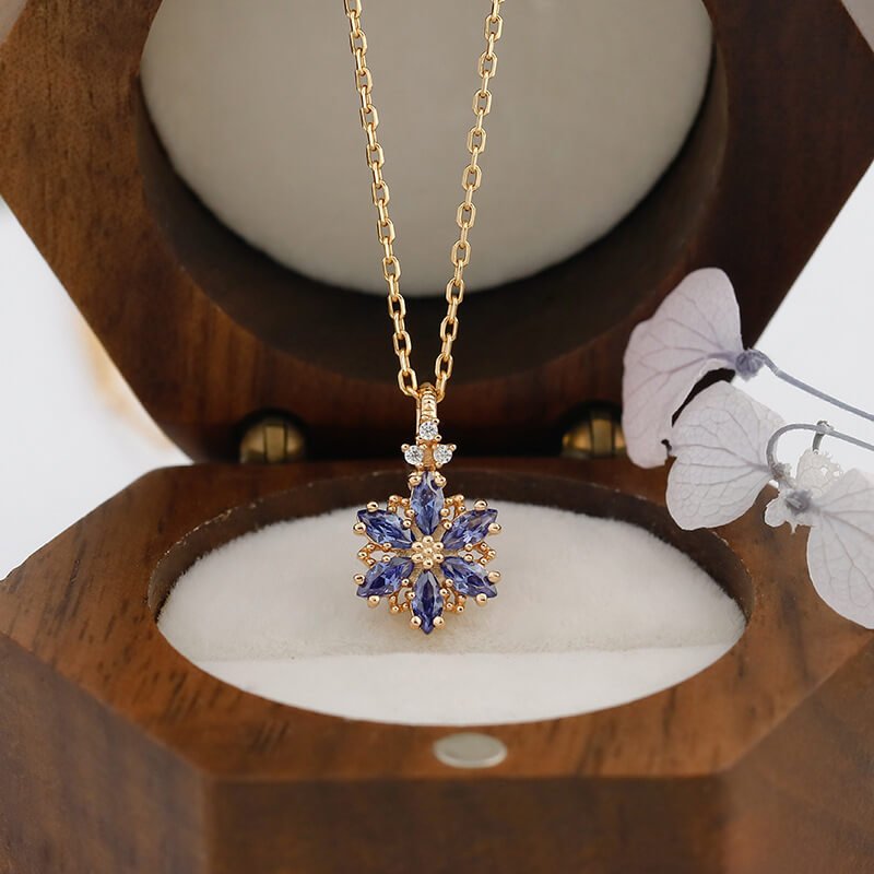 Snowflake Tanzanite Pendant Necklace | 925 Sterling Silver Plated 14K Gold - Aruary Studio ｜ Artisanal Jewelry