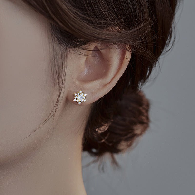 Sparkling Snowflake Stud Earrings | S925 Sterling Silver with Gold/Platinum Plating + Premium Zircon - Aruary Studio ｜ Artisanal Jewelry