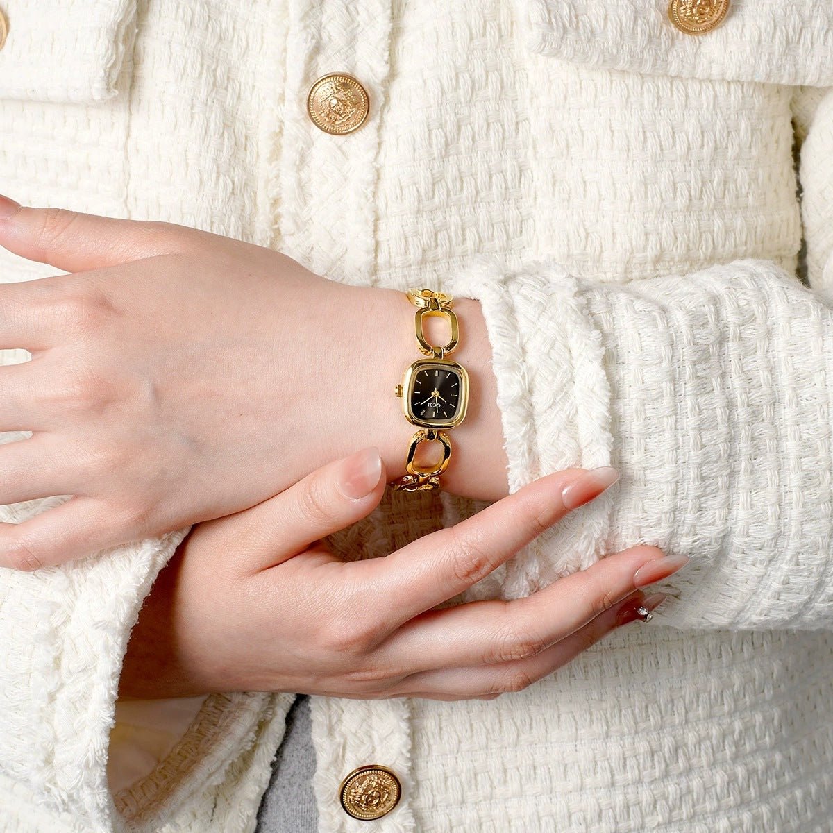 Sporty Square Chain Watch for Women - Quartz Movement, Water - Resistant - Aruary Studio ｜ Artisanal Jewelry