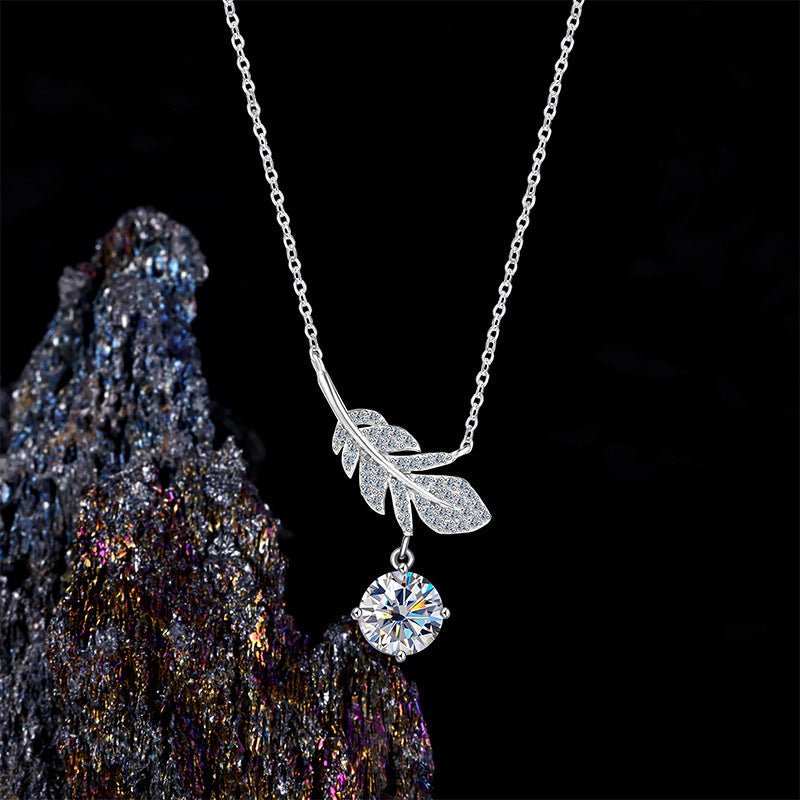 Star Feather Dream Necklace | 925 Sterling Silver + 1ct 5A Moissanite - Aruary Studio ｜ Artisanal Jewelry