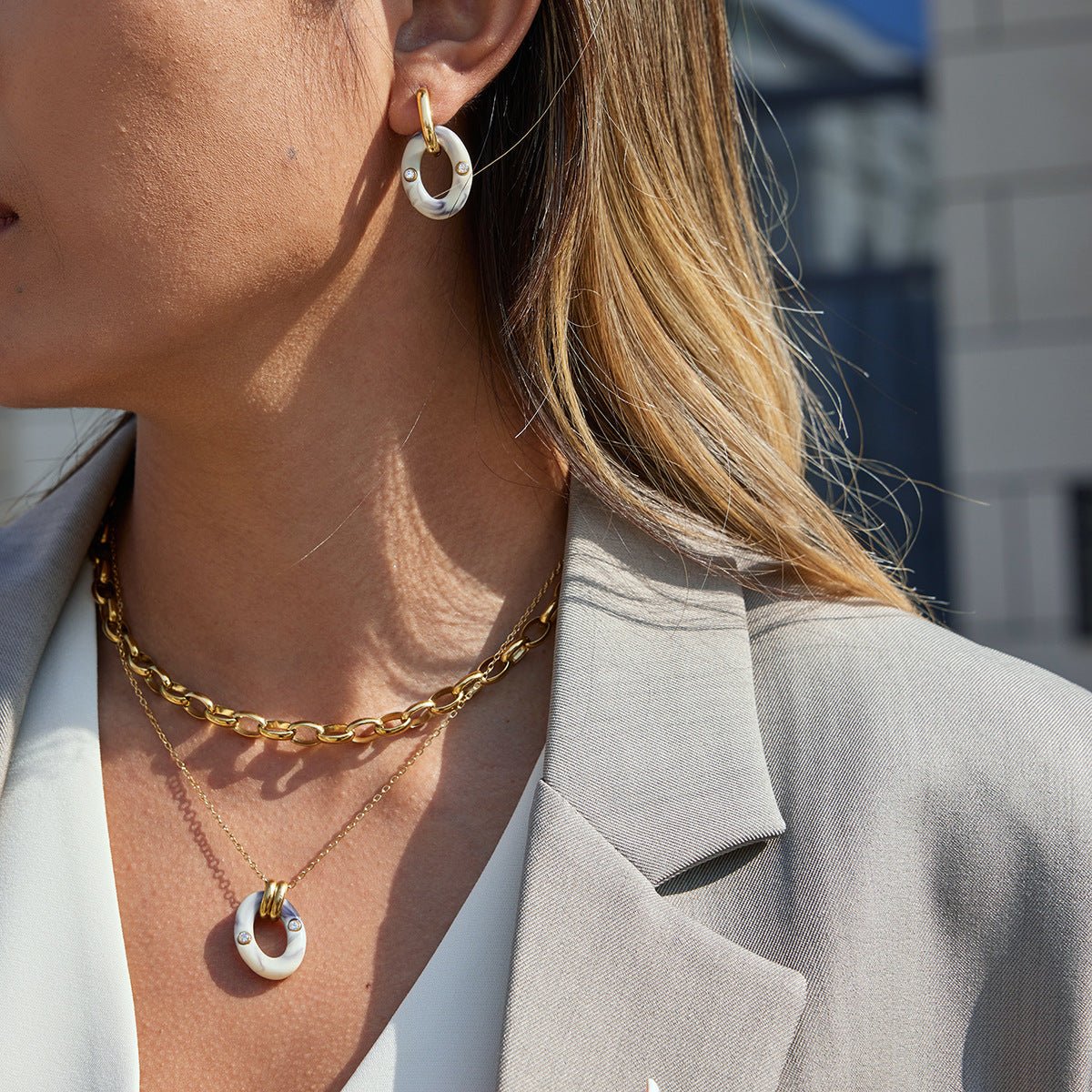 Titanium Steel Gold - Plated Resin Hoop Necklace | Minimalist Colorful Pendant - Aruary Studio ｜ Artisanal Jewelry