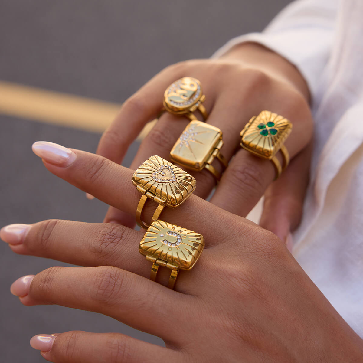 Vintage - Inspired Celestial Secret Locket Ring - Aruary Studio ｜ Artisanal Jewelry